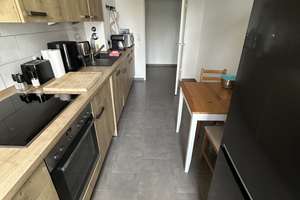 Stilvolle 3-Zimmer-Wohnung mit Balkon und EBK in Wiesbaden – Bärenstraße 2, 65183 Mitte, Wiesbaden – Vorschaubild 7