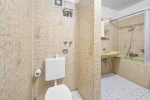 Sofort bezugsfrei: Helle 3-Zimmer-Wohnung mit Balkon, ca. 86 m² Wohnfläche und Duplex-Stellplatz – Die vollständige Adresse der Immobilie erhältst du vom Anbieter., 40629 Ludenberg, Düsseldorf – Vorschaubild 8