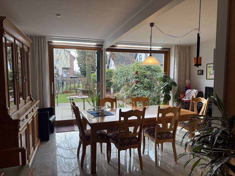 Immobilie in Hövelhof - Mehrfamilienhaus auf großem Grundstück in zentraler Lage von Hövelhof - Bild 3