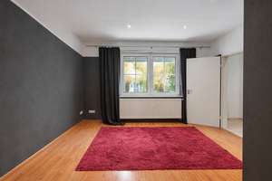 Frei ab 01.06.2026 – Ruhig gelegenes Einfamilienhaus mit Garage in Schlangen – Kriegerweg 4, 33189 Schlangen – Vorschaubild 3
