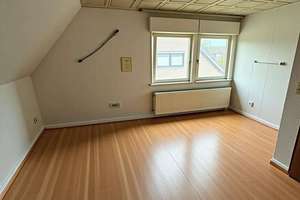 Freistehendes Einfamilienhaus mit viel Potenzial – Verwirklichen Sie hier Ihren Wohntraum – Die vollständige Adresse der Immobilie erhältst du vom Anbieter., 41066 Bettrath-Hoven, Mönchengladbach – Vorschaubild 10