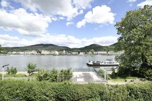 2,5-Zimmer-Eigentumswohnung mit direktem Rheinblick in begehrter Wohnlage von Bad Godesberg – Austr. 31, 53179 Rüngsdorf, Bonn – Vorschaubild 3