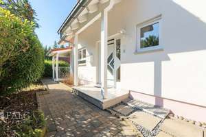Halbes Haus, volles Glück, sofort einziehen! - FALC Immobilien Heilbronn – Schloßgartenstraße 3/1, 74249 Jagsthausen – Vorschaubild 2