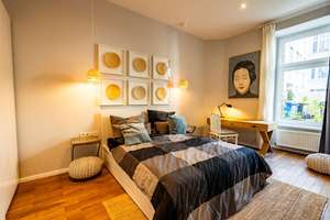Wohnen, wo Berlin am schönsten ist: 2-Zimmer-Wohnung im stilvollen Gründerzeithaus – Die vollständige Adresse der Immobilie erhältst du vom Anbieter., 10627 Charlottenburg, Berlin – Vorschaubild 4