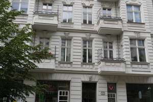 Charmante Komfort-Altbauwohnung im Jugenstilgebäude, 1. OG, bezugsfrei