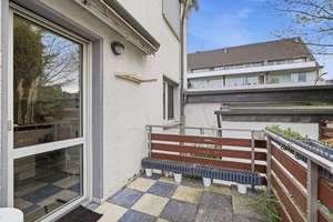 Einziehen & Wohlfühlen: Helle 3-Zimmer-Erdgeschosswohnung mit Garten und PKW-Garage in Köln-Holweide – Die vollständige Adresse der Immobilie erhältst du vom Anbieter., 51067 Holweide, Köln – Vorschaubild 49