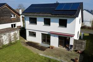 Erstbezug nach Sanierung: Freistehendes Einfamilienhaus mit großem Garten – Die vollständige Adresse der Immobilie erhältst du vom Anbieter., 53125 Ückesdorf, Bonn – Vorschaubild 1