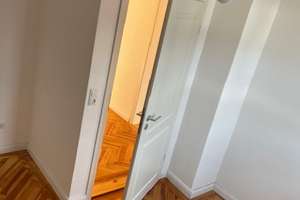 Geschmackvolle 3-Zimmer-DG-Wohnung mit Balkon und Einbauküche in Riemerling – Die vollständige Adresse der Immobilie erhältst du vom Anbieter., 81825 Berg am Laim Ost, München – Vorschaubild 13