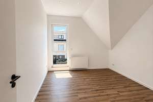 Hochwertig kernsanierte 3-Zimmer-Wohnung mit Designbad und Einbauküche – Silberstraße 4, 30655 Groß-Buchholz, Hannover – Vorschaubild 13