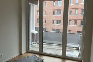 Leben am Wasser in extravaganter Lage - Großzügige 2-Zimmer-Wohnung – Julienne-Trouet-Platz 7, 30453 Limmer, Hannover – Vorschaubild 3
