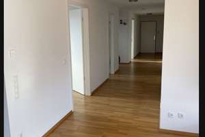 Attraktive 3-Zimmer Wohnung im 4. OG mit Balkon in Heilbronner Kernstadt  – Die vollständige Adresse der Immobilie erhältst du vom Anbieter., 74072 Heilbronn, Heilbronn – Vorschaubild 11