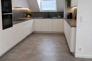 Lichtdurchflutete und klimatisierte Maisonette-Wohnung über 2 Etagen in Essen-Rüttenscheid – Walpurgisstrasse 39, 45131 Rüttenscheid, Essen – Vorschaubild 4