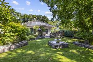 Ganderkesee-Bookholzberg | Repräsentativer Bungalow in Hanglage mit wunderschöner Gartenanlage – Die vollständige Adresse der Immobilie erhältst du vom Anbieter., 27777 Ganderkesee – Vorschaubild 4
