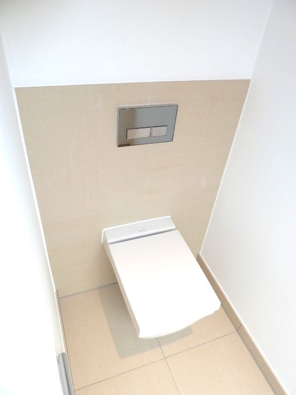 3-Zimmerwohnung in feinster Lage...V-E-R-M-I-E-T-E-T... image