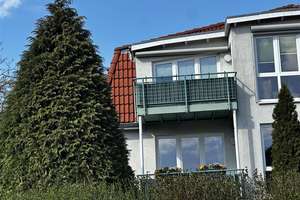  Gemütliche 3 Raum  Eigentumswohnung mit Balkon und  Carport, im  Obergeschoss
 – Die vollständige Adresse der Immobilie erhältst du vom Anbieter., 12623 Mahlsdorf, Berlin – Vorschaubild 2
