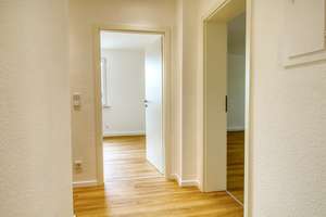 Erstbezug nach Kernsanierung! Stylische 2-Zimmer- Wohnung mit Loggia & Garage – Schierholzstraße 96, 30625 Kleefeld, Hannover – Vorschaubild 6
