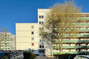 Bezugsfreie 2-Zimmer-Whg. mit Essdiele, Balkon und Stellplatz // Gotlandwinkel, Kiel