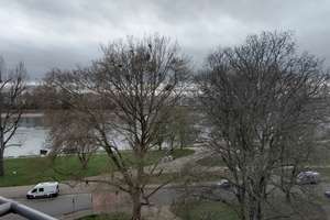 ++Rheinblick++3 ZKB Wohnung++Balkon++renovierungsbedürftig++vermietet++