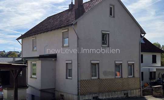 Einfamilienhaus möchte aus dem Dornröschenschlaf geweckt werden
