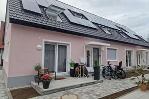 Haus (DHH) von privat zur Miete in Neureut ab 01.09.2026 (oder früher) – Neureuter Hauptstraße 314, 76149 Neureut, Karlsruhe – Vorschaubild 1