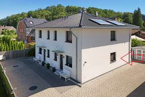 top modernes Halbhaus in zentraler und schöner Wohnlage von Bosau am Großen Plöner See – Die vollständige Adresse der Immobilie erhältst du vom Anbieter., 23715 Bosau – Vorschaubild 2