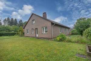 Charmantes Familiendomizil mit viel Platz und Potential – Friesland (Kreis) – Vorschaubild 5