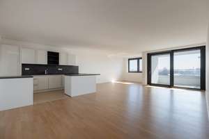 Exklusives Wohnen im AXIS Tower – lichtverwöhnte Drei-Zimmer-Wohnung mit Concierge-Service – 60486 Gallus, Frankfurt am Main – Vorschaubild 2
