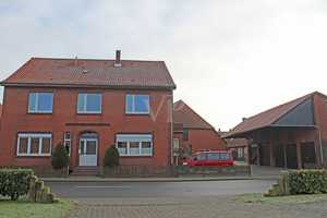 Zweifamilienhaus mit großen Nebengebäuden in Top-Zustand – Hannover (Kreis) – Vorschaubild 2