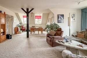 Geräumige 3-Zimmer-Dachgeschosswohnung im Herzen von Bi-Jöllenbeck – Die vollständige Adresse der Immobilie erhältst du vom Anbieter., 33739 Jöllenbeck, Bielefeld – Vorschaubild 3