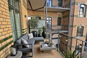 2-Raum-Wohnung mit Balkon im prächtigen, zentral gelegenen Gründerzeithaus – Die vollständige Adresse der Immobilie erhältst du vom Anbieter., 4107 Zentrum-Süd, Leipzig – Vorschaubild 1