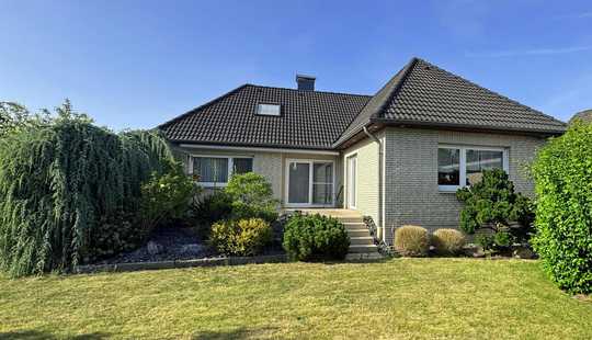 Bild von TOP gepflegtes Einfamilienhaus mit großer Südterrasse & Keller - sofort beziehbar