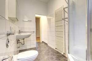 Mainz Oberstadt # großzügige 5 Zimmerwohnung im 1. Obergeschoss # Einbauküche # Gartenanteil – Am Stiftswingert 13, 55131 Oberstadt, Mainz – Vorschaubild 27