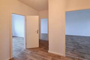 Wir machen schick! 3-Zimmer-Wohnung mit Ausblick! ** AB OKTOBER ** – Altgorbitzer Ring 6, 1169 Gorbitz-Süd, Dresden – Vorschaubild 7