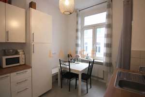 :::ZENTRUM:::STILVOLLES 3-MFH:::1 STELLPL.:::HISTORISCHER CHARAKTER::: – Noeggerathstr. 3, 53111 Bonn-Zentrum, Bonn – Vorschaubild 4