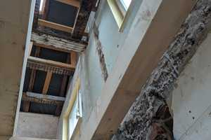 5-Familienhaus, EK UNTER 2.000€/m² f. rd. 370m² genehmigte Wohnfläche, entkernt, provisionsfrei – Kirchgasse 9, Rückersdorf, Nürnberger Land (Kreis), 90607 Nürnberger Land (Kreis) – Vorschaubild 4