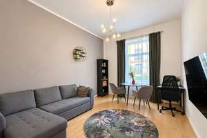 Stilvolle 2-Zimmer-Altbauwohnung in bester Lage im Nordend-West – 60318 Nordend-West, Frankfurt am Main – Vorschaubild 2