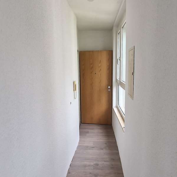 *** Großzügige Wohnung im Anbau eines gepflegten Mehrfamilienhauses ***