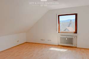 Gepflegte 2 Zimmerwohnung mit Balkon u. Tiefgarage in Gaggenau-Bad Rotenfels – Die vollständige Adresse der Immobilie erhältst du vom Anbieter., 76571 Gaggenau – Vorschaubild 6