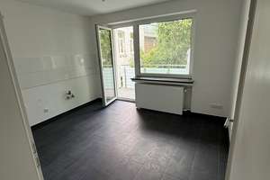 Kernsanierte schöne 3-Zimmer Wohnung – Hüttenstraße 51, 52068 Rothe Erde, Aachen – Vorschaubild 2