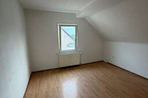 Charmante Altbauwohnung im Fachwerkhaus mit ausgebautem Dachboden – Menninghauser Straße 64, 42859 Zentralpunkt, Remscheid – Vorschaubild 3