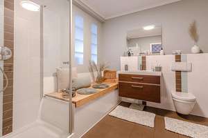 Maritimes Wohnen: Schöne 4-Zimmer-Maisonettewohnung mit Blick auf die Weser  – 28199 Alte Neustadt, Bremen – Vorschaubild 6