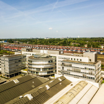 Modernisierte Büros in Oberhausen | Ausstattung nach Mieterwunsch | RUHR REAL 