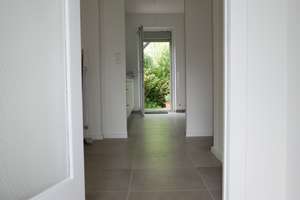 Freundlicher 5-Zimmer-Bungalow in Zehlendorf, Berlin. Sommer im eigenen großen Garten – Klistostraße 10, 14165 Zehlendorf, Berlin – Vorschaubild 2