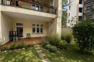 Altbauwohnung mit ca. 300 m² Südgarten – seltene Gelegenheit – Die vollständige Adresse der Immobilie erhältst du vom Anbieter., 10961 Kreuzberg, Berlin – Vorschaubild 2