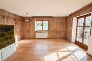 Ein Zuhause mit viel Platz, Charme und Möglichkeiten: Einfamilienhaus in Traunstein/Haslach – 83278 Traunstein – Vorschaubild 2