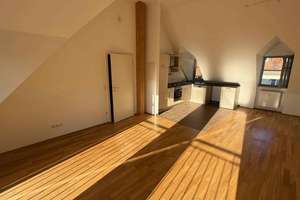 **Provisionsfrei**Wohnen zwischen Eisernem Steg und Arnulfplatz**Dachgeschoss im Altbau – Rehgäßchen 3, 93047 Innenstadt, Regensburg – Vorschaubild 16