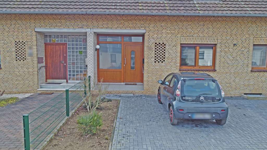 Immobilie in Voerde (Niederrhein) - Gepflegtes Zweifamilienhaus in Voerde-Spellen mit großem Grundstück! - Bild 2