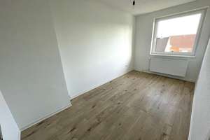 Helle 3-Zimmer-Wohnung mit Laminatboden  in ruhiger Lage von Wolfsburg zu vermieten – An der Kochsbreite 10, 38448 Vorsfelde, Wolfsburg – Vorschaubild 9