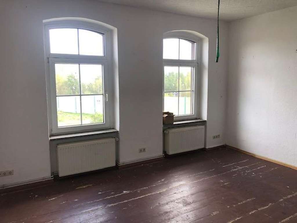 Immobilie in Brieskow-Finkenheerd - Bes. Sa. 11.04.//12-13 UHR// Grosses 6-Zi. EFH, NEUE HEIZUNG, DG ausbaufähig, 269.000 € - Bild 3