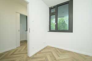 Modernes 2,5-Zimmer-Apartment in Berlin-Wilmersdorf – Erstbezug mit Südbalkon – Berliner Straße 14, 10717 Berlin – Vorschaubild 5